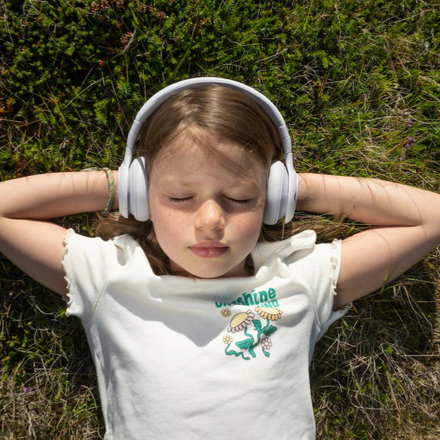 Screen-Free Entertainment