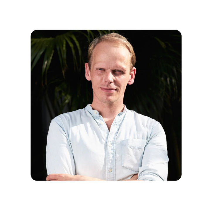 Boy wearing Onanoff headphones